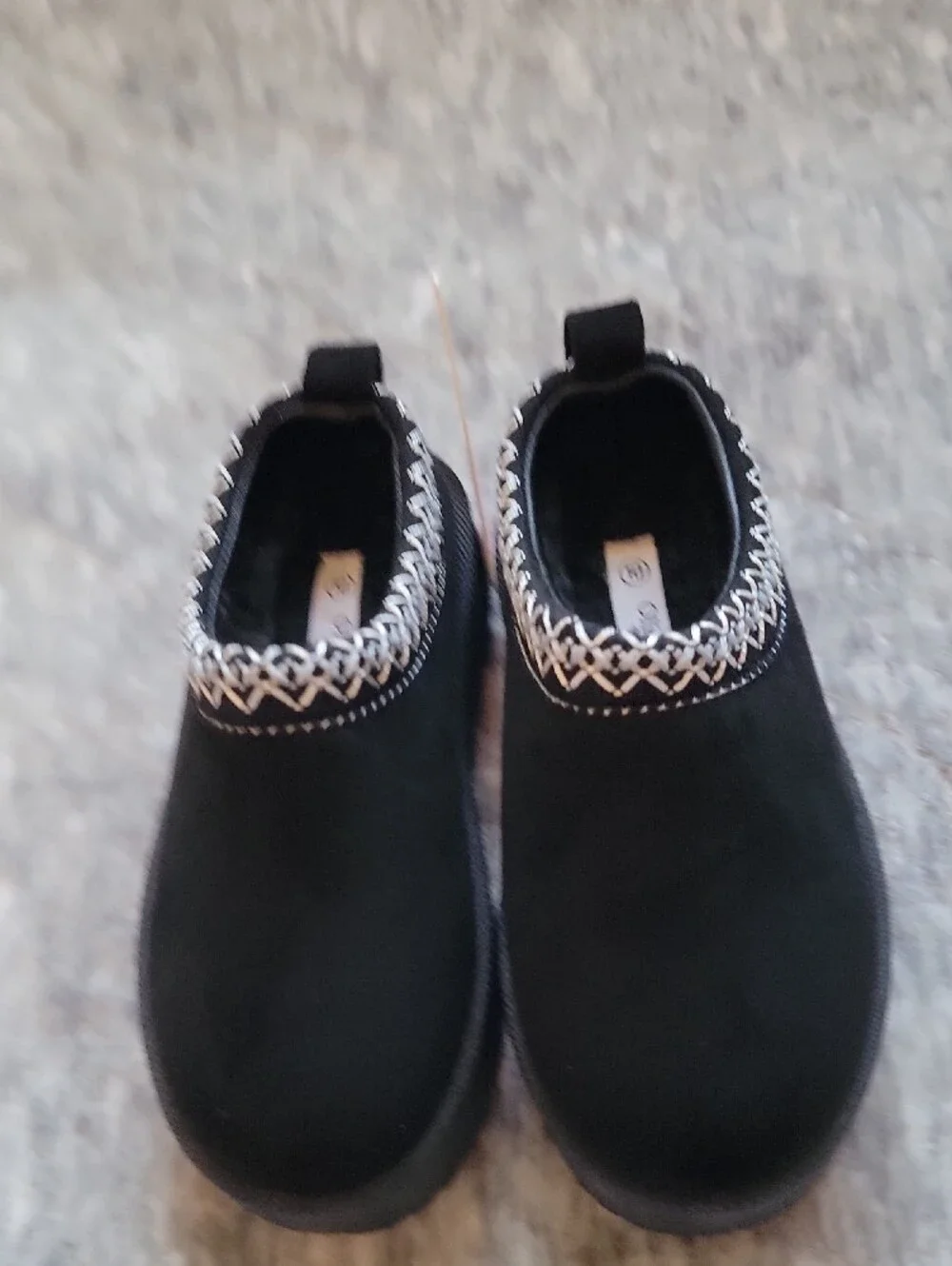 Olivia & Kate girls' Black Slip-On Shoes with White & Silver Trim Size 10